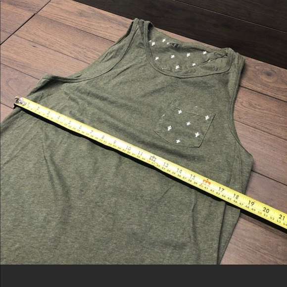 Le31 Tank Top - Picture 3 of 6